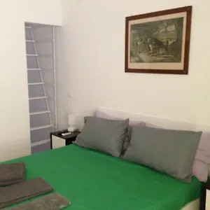 2* Bed & Breakfast Giulio Cesare 24